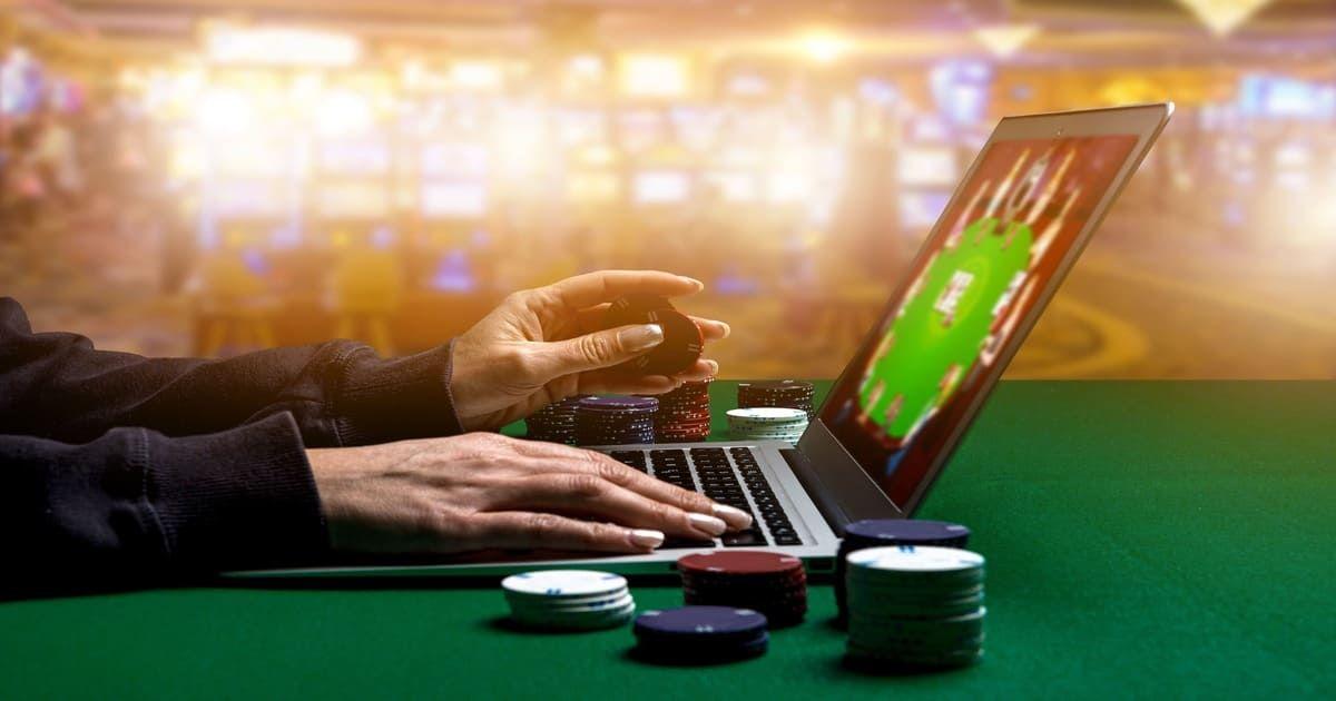 Khám phá bí quyết trở thành online casino dealer chuyên nghiệp và hấp dẫn nhất năm 2024